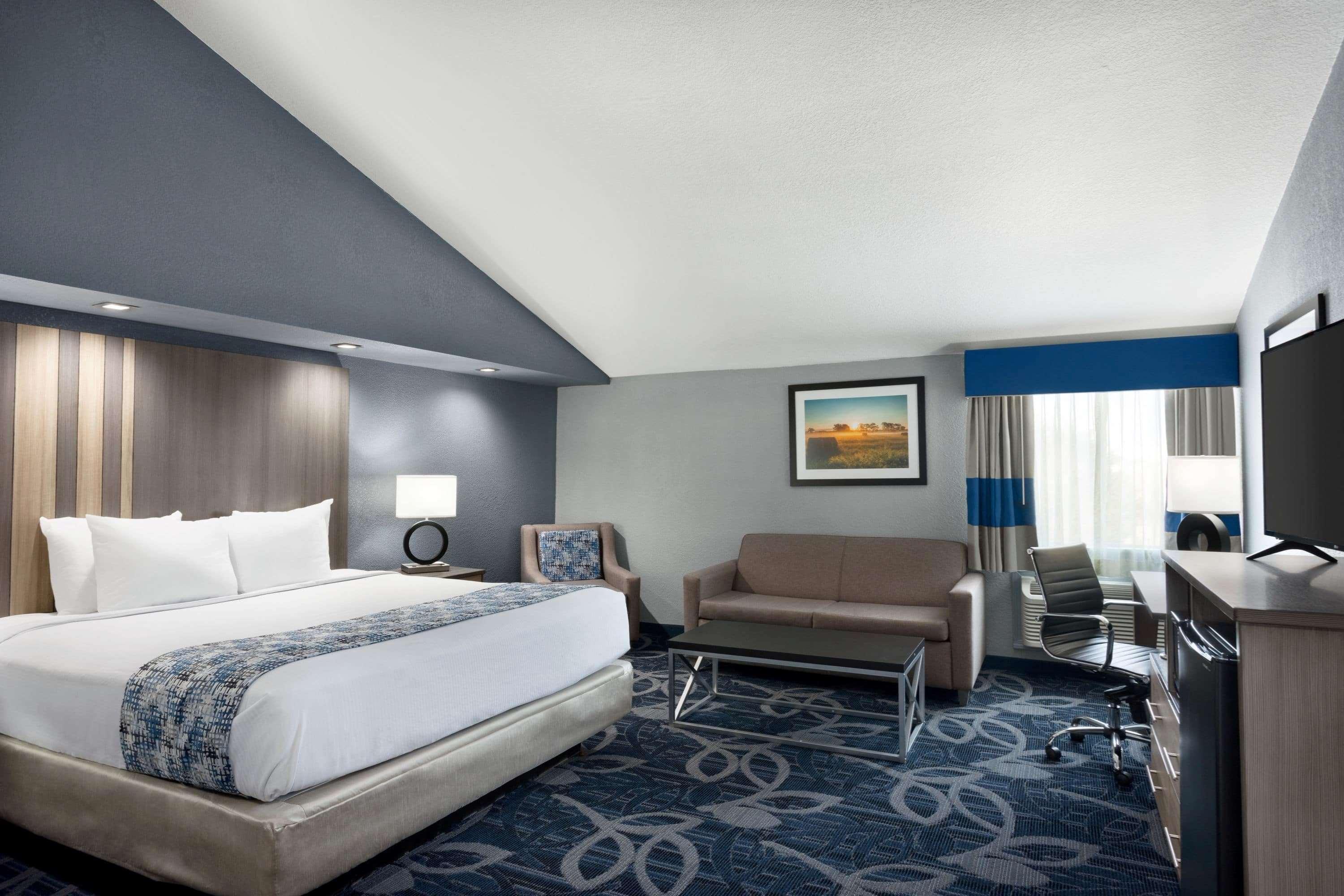 Baymont Inn & Suites Shawnee Ngoại thất bức ảnh