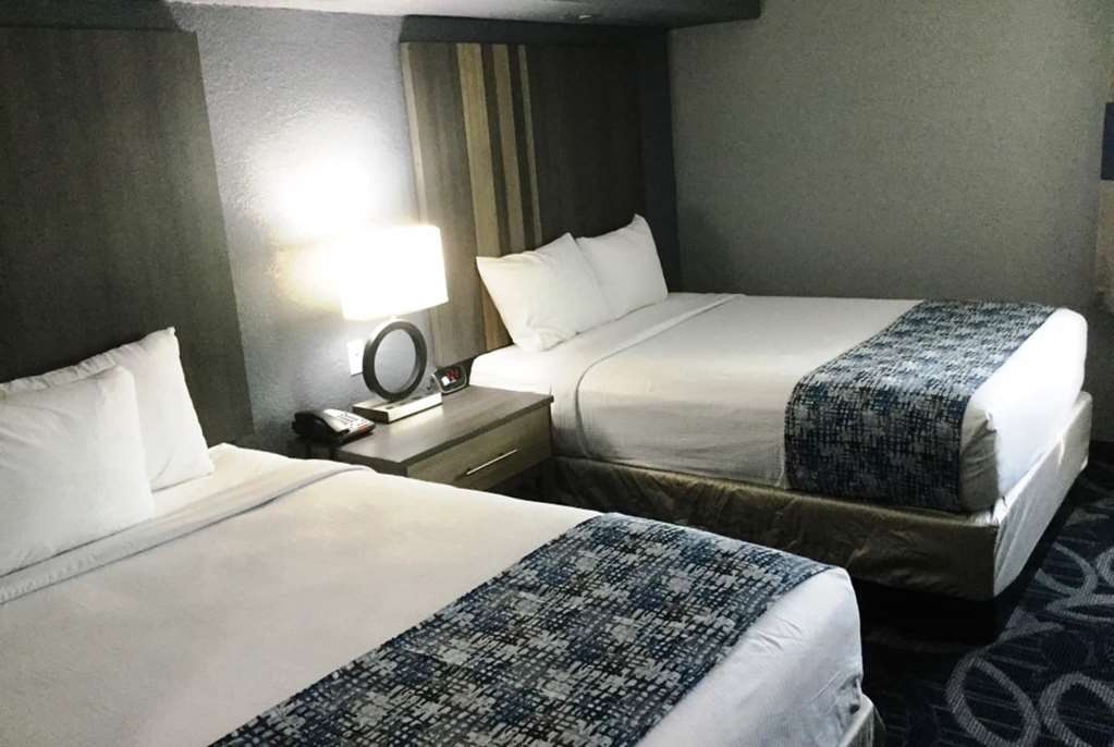 Baymont Inn & Suites Shawnee Phòng bức ảnh