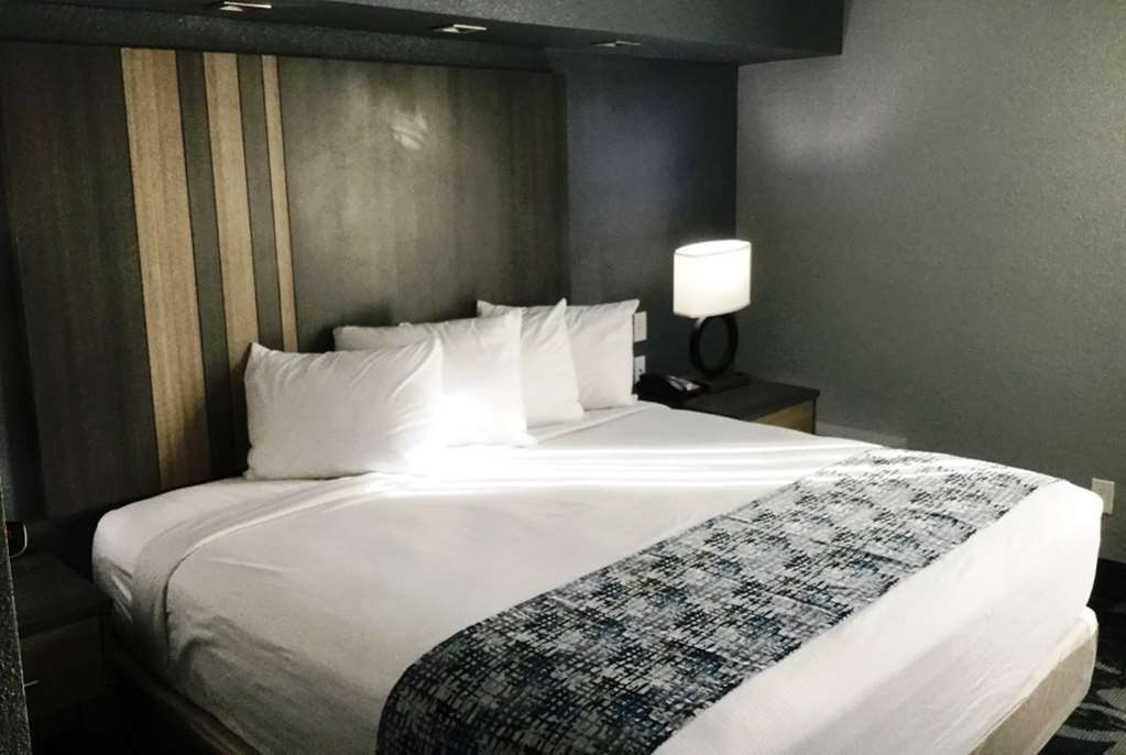 Baymont Inn & Suites Shawnee Phòng bức ảnh