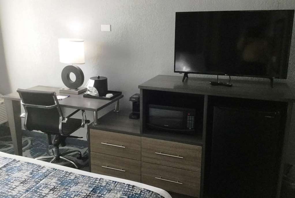Baymont Inn & Suites Shawnee Phòng bức ảnh